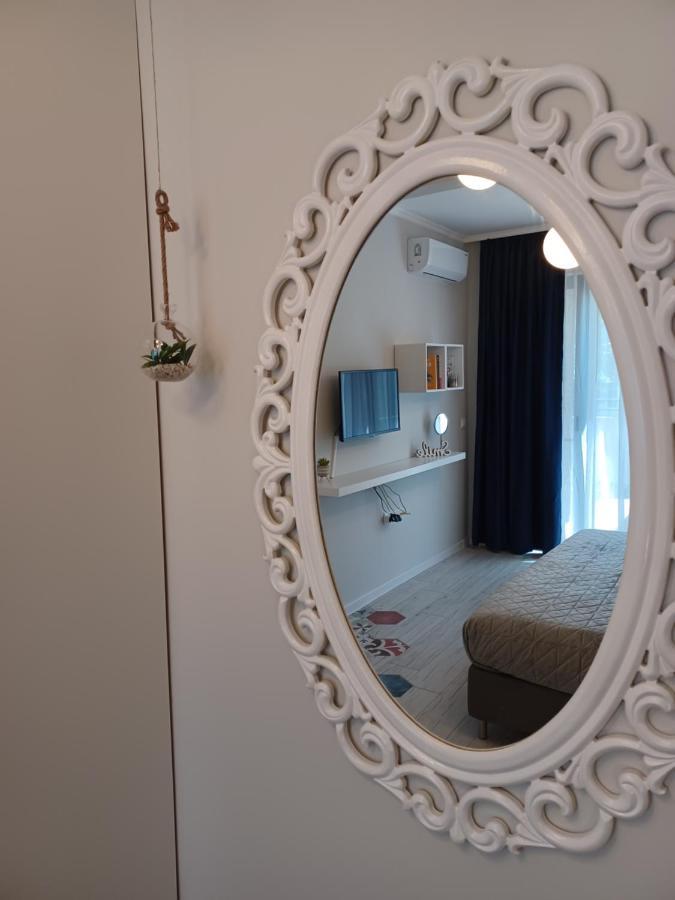 Tara Deluxe Apartment Varna Exterior photo