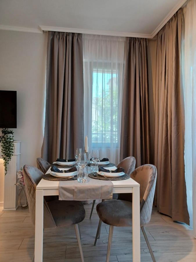 Tara Deluxe Apartment Varna Exterior photo